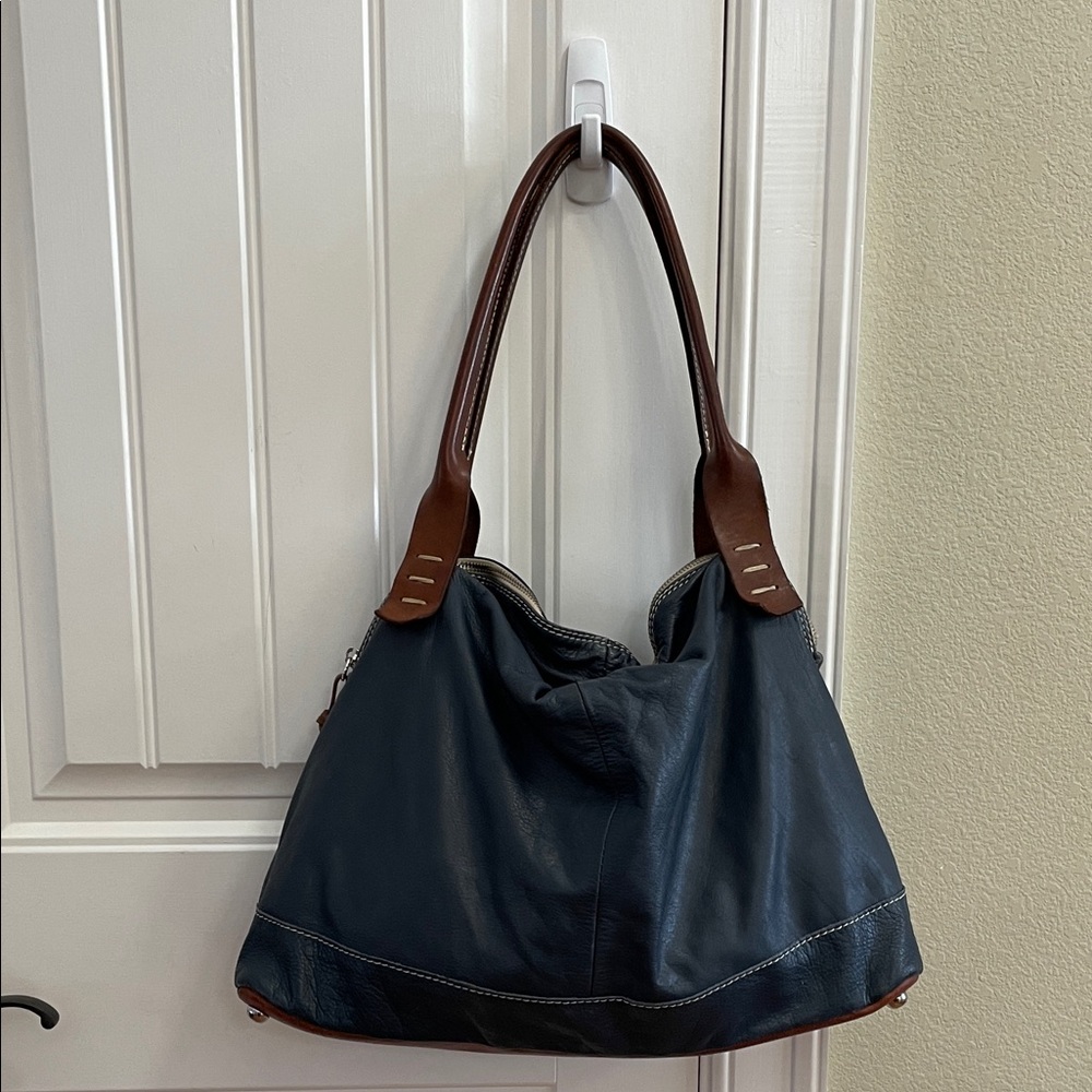 Sofia Made in Italy Navy Leather Shoulder Bag With Brown Trim